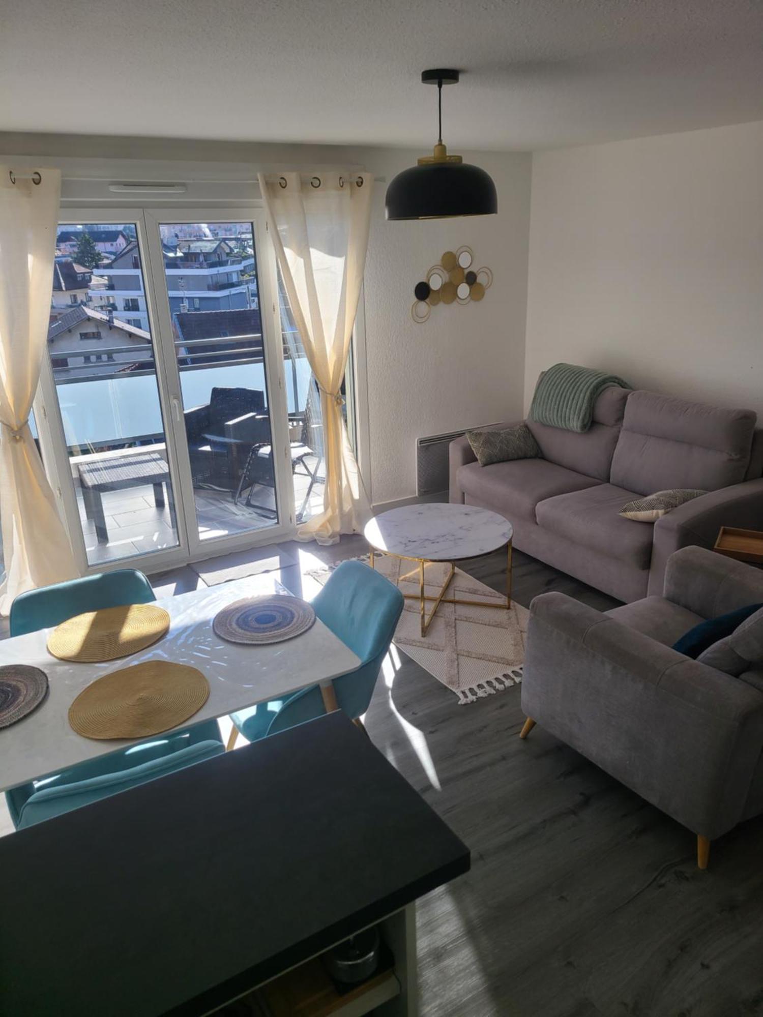 Ferienwohnung Joli T2 Proche Gare Avec Vue Annemasse Exterior foto