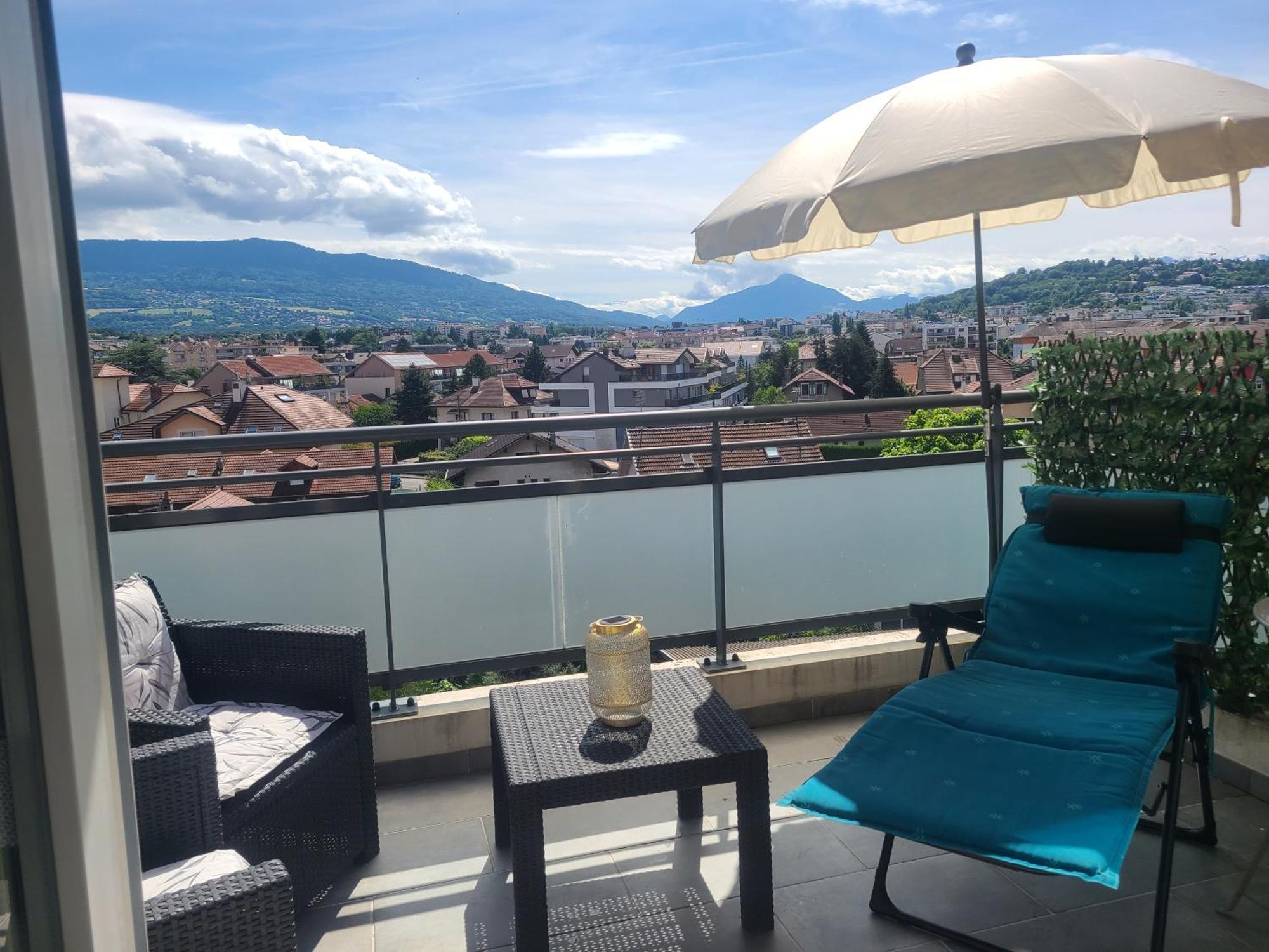 Ferienwohnung Joli T2 Proche Gare Avec Vue Annemasse Exterior foto